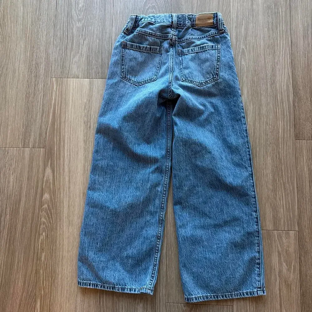 Abercrombie fitch blue high waisted Wide Leg Size 11/12 Short